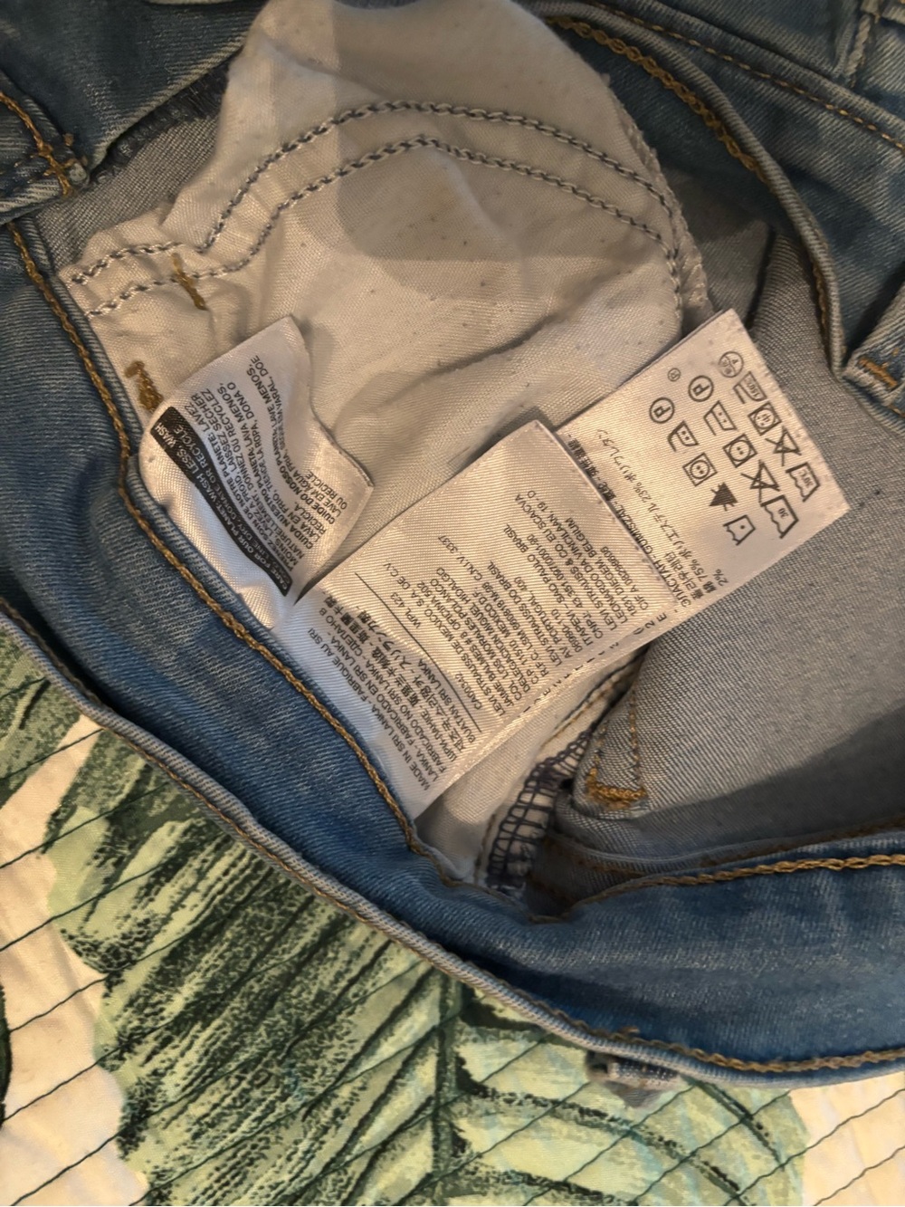 Levi's Blue Women's Skinny Jeans with Red Tab - Picture 7 of 7